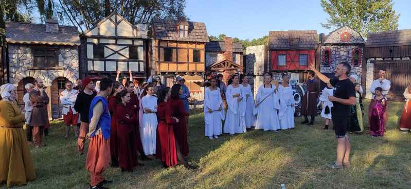 Spectacle médiéval « Le Secret de l’Anneau » par l’Association Vivons Viviers de Viviers-Lès-Montagnes les 6, 7 & 8 juillet 2023